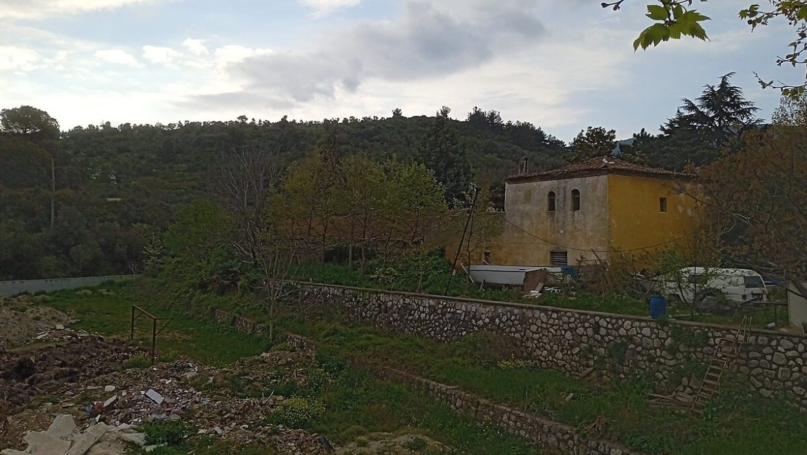 Trilye'de Ana Cadde Üzerinde 14.564 Metrekare İmar Planı Hazır Arazi